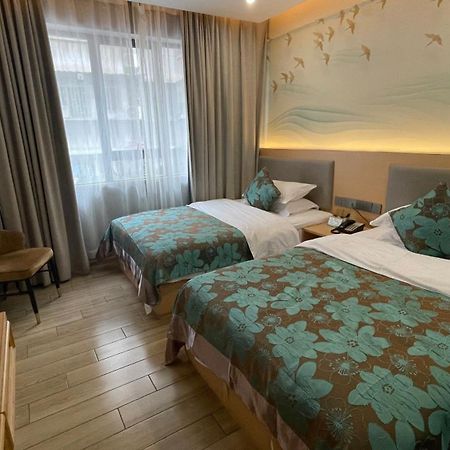 Hongxiang Hotel Гуанчжоу Экстерьер фото