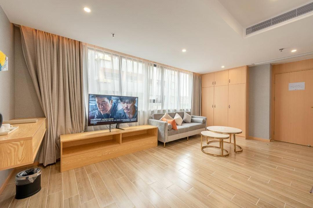 Hongxiang Hotel Гуанчжоу Экстерьер фото